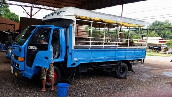 ISUZU 110แรง สวยพร้องใช้งานได้เลย 084-6575265 อุปกรณ์ให้ครบ