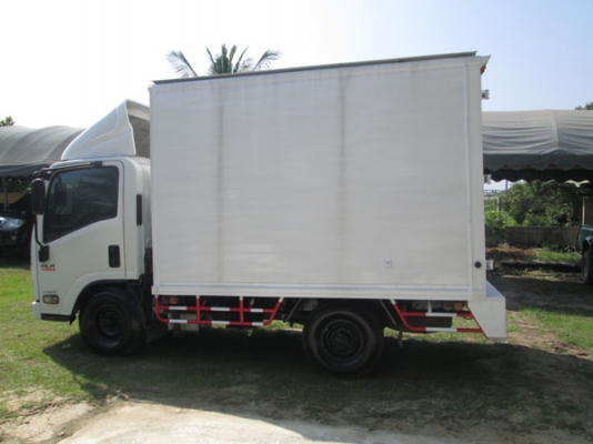 ISUZU NLR 130 TURBO INTER มือเดียวออกห้างไม่ติดเวลา ISUZU NLR 130 TURBO INTER มือเดียวออกห้างไม่ติดเวลา