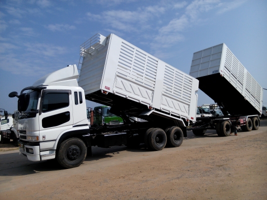 ขาย 10 ล้อ แม่ลูกสวยๆพร้อมใช้ เครื่อง 350-380 แรงม้า กระบะดั้มพ์เกษตร สูง 2.40 เมตร ยาว 6-7.50 เมตร สนใจติดต่อ