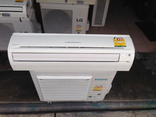 **** ขายแอร์ DAIKIN 18000 BTU สภาพสวย ****