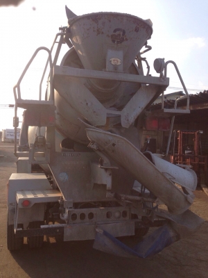 HINO FC เครื่องJO8C ปั๊มธรรมดา โม่3คิว HINO FC เครื่องJO8C ปั๊มธรรมดา โม่3คิว