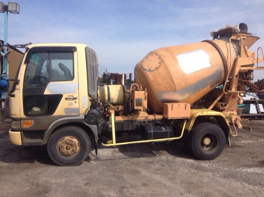 HINO FC เครื่องJO8C ปั๊มธรรมดา โม่3คิว