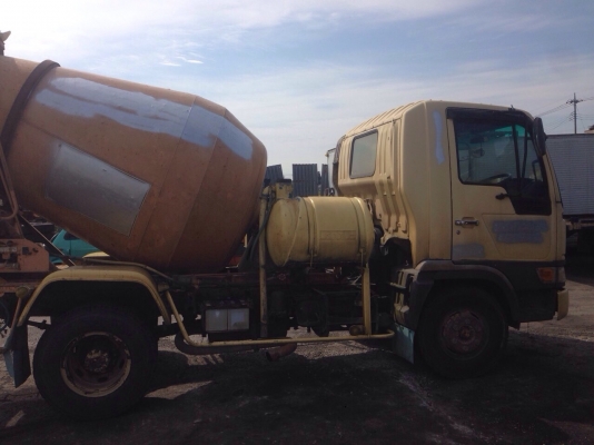 HINO FC เครื่องJO8C ปั๊มธรรมดา โม่3คิว HINO FC เครื่องJO8C ปั๊มธรรมดา โม่3คิว