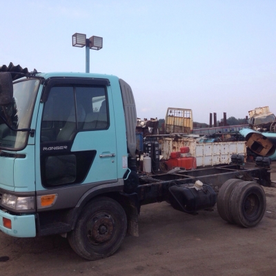 HINO รถดั้มหัวคัสซี  เครื่องJO7C เครื่องปั๊มธรรมดา ยาว4เมตร