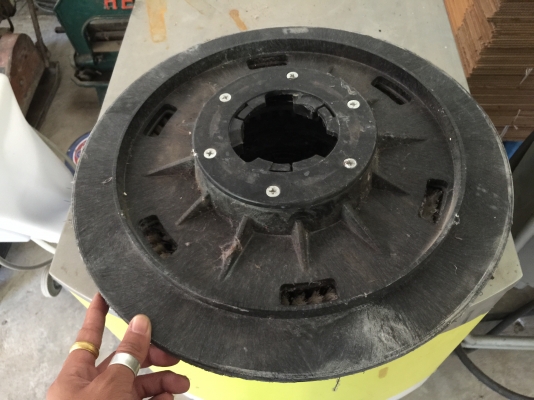 เครื่องขัดพื้นสวิง inter pro / พร้องถังใส่น้ำยา / เปลี่ยนหัวขัดได้ทุกพื้นผิว