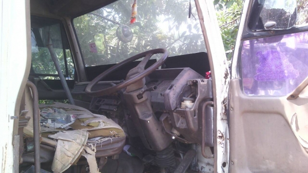 ขายด่วนรถเทนเลอรหลงเพลาดียวเครือง175แรงม้าหางขึ้นPC200