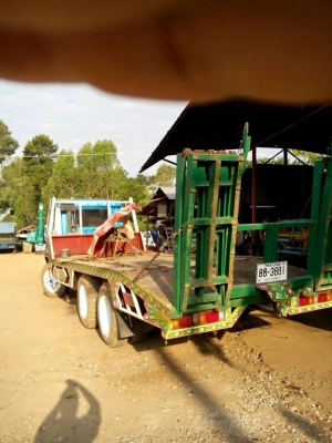 ขายเทรลเลอร์ MITSUBISHI เครื่อง6D14 เครื่องดีแคชซีสวย มีบันไดไฮดรอลิกขึ้นรถเกี่ยว สภาพพร้อมใช้งาน เอกสารพร้อมโอน สนใจโทร 090-8588220คุณนะ 093-3258446คุณบิว หรือเข้าดูสินค้าอื่นๆได้ที่ www.truck.in.th/498 หรือเพจFacebook ณรงค์ ซื้อขายรถมือสอง (เว็บไซต์ส่วน