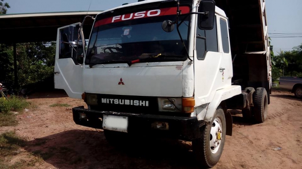**460,000 บ.ต่อรอง/// 6ล้อดั้มดิน MITSU FUSO-195 ยูโรวัน ปี41 **ขาย MITSUBISHI FUSO-195 6ล้อใหญ่ดั้มดิน ตามสภาพ ราคาเบาๆ MITSUBISHI MMT FK417ATC 6D16-195HP 6-SPEED EURO-1 ห้างแท้ ปี41 เครื่องเดิม เกียร์เดิม เครื่องดี แน่น แรงดีครับ เกียร์ดี ไม่หลุด ช่วงล่ **460,000 บ.ต่อรอง/// 6ล้อดั้มดิน MITSU FUSO-195 ยูโรวัน ปี41 **ขาย MITSUBISHI FUSO-195 6ล้อใหญ่ดั้มดิน ตามสภาพ ราคาเบาๆ MITSUBISHI MMT FK417ATC 6D16-195HP 6-SPEED EURO-1 ห้างแท้ ปี41 เครื่องเดิม เกียร์เดิม เครื่องดี แน่น แรงดีครับ เกียร์ดี ไม่หลุด ช่วงล่
