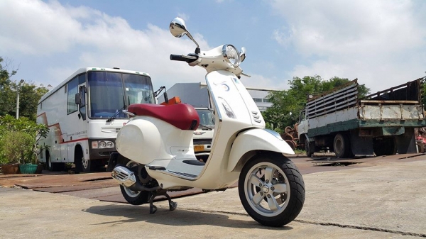 มาใหม่ Vespa Primavera 150 3vie 2014 วิ่งน้อย สวยๆ ขายถูกๆ ต่อรองได้ครับ มาใหม่ Vespa Primavera 150 3vie 2014 วิ่งน้อย สวยๆ ขายถูกๆ ต่อรองได้ครับ