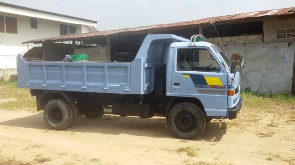 ขายรถ อิชุชู เครื่อง 120 แรง สภาพสวย ครับ มีเกียร์ โล มีพวงมาลัยเพาเวอร์ เครื่องแรงครับ สนใจโทร 0844884296 คุณ ธีรวุฒิ