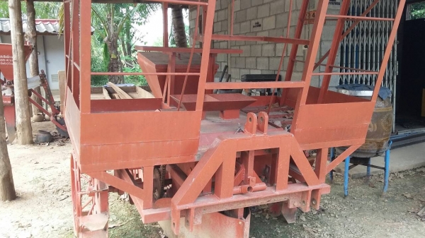 ขายเครื่องปลูกอ้อยสองล่องคู่ ขายเครื่องปลูกอ้อยสองล่องคู่