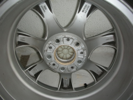 ขายแม็กซ์ bmw 18" แท้ พร้อมยาง