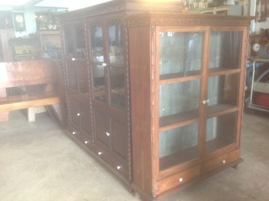 ขายตู้ไม้สักเก่าโบราณ