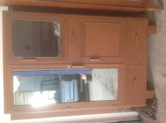 ขายตู้ไม้สักเก่าโบราณ