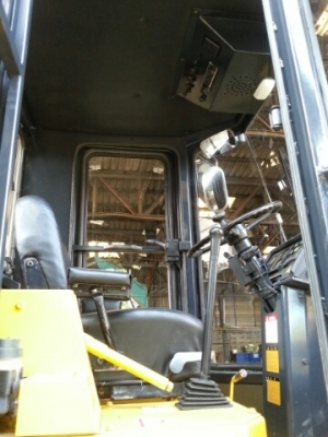 รถตักล้อยางWA100-1-32831 รถตักล้อยางWA100-1-32831