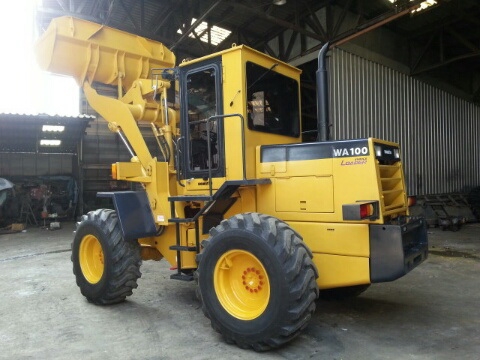 รถตักล้อยางWA100-1-32831 รถตักล้อยางWA100-1-32831