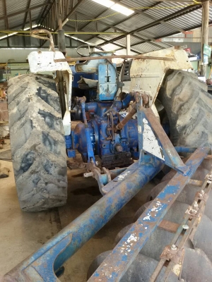 ขายรถไถ Ford 6600 T5 ไม่มีทะเบียน ขายรถไถ Ford 6600 T5 ไม่มีทะเบียน