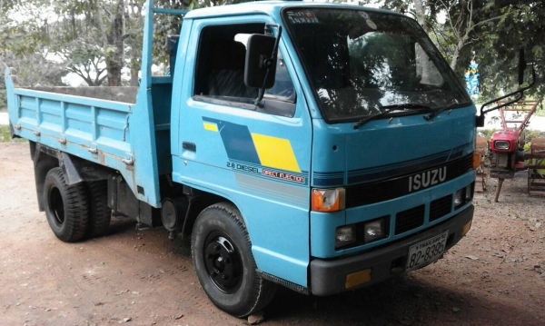 ขาย ISUZU NKR 55EU ดั้ม เครื่อง 4JB1 88แรง 0818844537