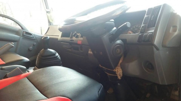 ขายรถ6ล้อ ISUZU NQR175แรง ปี53 ยาว5.50ม. เครื่องดี แคชซีสวย แอร์เย็น สภาพพร้อมใช้งาน เอกสารพร้อมโอน สนใจโทร 090-8588220คุณนะ 093-3258446คุณบิว หรือเข้าดูสินค้าอื่นๆได้ที่ www.truck.in.th/498 หรือเพจFacebook ณรงค์ ซื้อขายรถมือสอง (เว็บไซต์ส่วนตัว) หรือFace