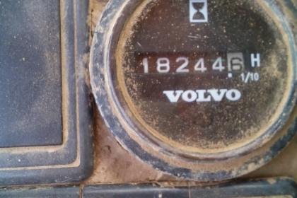 VOLVO 210คอมเมินเรล .ใช้งาน18244ช.ม ไฟฟ้าครบ เล่มทะเบียน