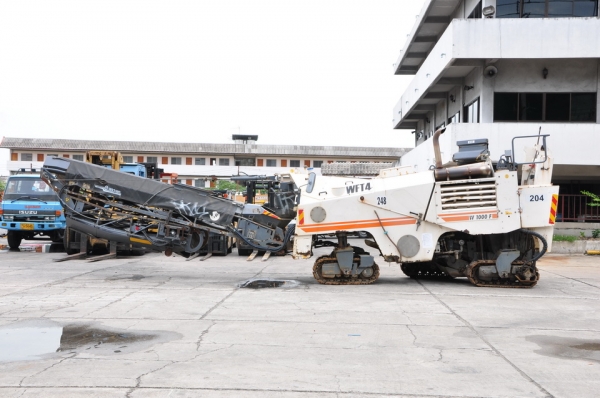 WIRTGEN W1000F Milling Machine รถขูดไส