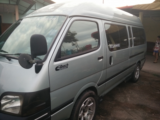 ขายรถตู้ หัวจรวด ปี2004  ไม่มีดาวน์  ทำสัญญา รับรถได้เลย