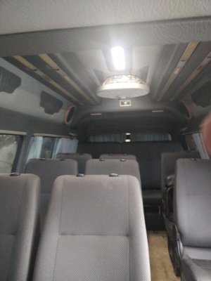 ขายรถตู้ หัวจรวด ปี2004  ไม่มีดาวน์  ทำสัญญา รับรถได้เลย