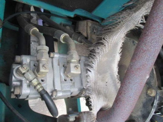 ขายรถขุด KOMATSU PC20-7E. เก่านอกแท้มีเอกสารใบอินวอย. ราคา380,000บาท  สนใจโทรสอบถาม : 099-907-9273กิ๊ฟ