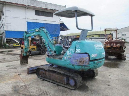 ขายรถขุด KOMATSU PC20-7E. เก่านอกแท้มีเอกสารใบอินวอย. ราคา380,000บาท  สนใจโทรสอบถาม : 099-907-9273กิ๊ฟ