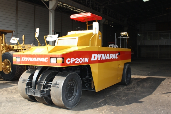 รถบดล้อยาง7ล้อ DYNAPAC CP201WT