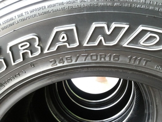 ยาง dunlop grandtrek at3 245/70 ขอบ16 สภาพดีเยี่ยม ยาง dunlop grandtrek at3 245/70 ขอบ16 สภาพดีเยี่ยม