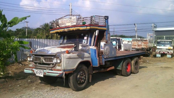 ขายเทรลเลอร์หัวยาว เครื่อง165เทอร์โบ สโลเกียร์กลาง ช่วงล่างใหญ่ สภาพสวยพร้อมใช้งาน เอกสารพร้อมโอน สนใจโทร 090-8588220คุณนะ 093-3258446คุณบิว หรือเข้าดูสินค้าอื่นๆได้ที่ www.truck.in.th/498 หรือเพจFacebook ณรงค์ ซื้อขายรถมือสอง (เว็บไซต์ส่วนตัว) หรือFacebo