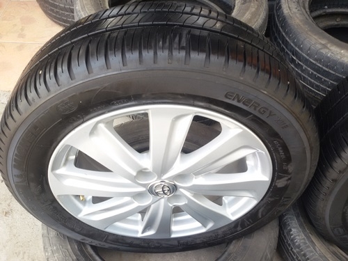 ขายล้อแม็กTOYOTA New VIOS ยาง ปี 14 4 ล้อ