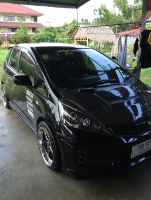 ขาย honda JAZZ ปี09 แต่งเต็ม