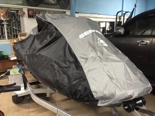 ผ้าคลุมJeTSKI ตรา seadoo คลุมได้ทุกรุ่น เพียง 2,900b.