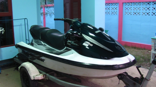 ขายYAMAHA XL 1200 เรือสดมาก อะไรไม่ดีเปลี่ยนใหม่หมดแล้ว ใช้กันอีกยาวๆ อัพคลิปและเพิ่มรูปให้แล้วครับ มาลองขี่ได้ครับ