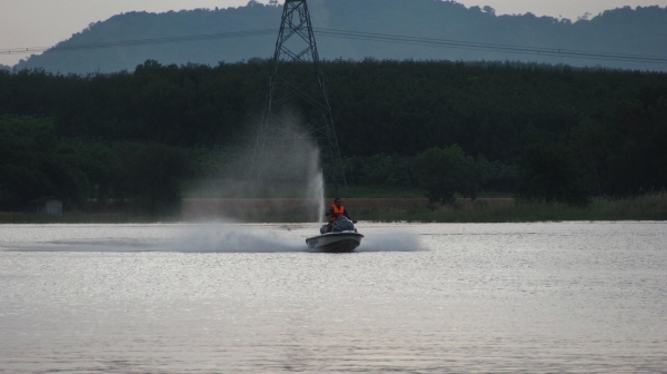 ขายYAMAHA XL 1200 เรือสดมาก อะไรไม่ดีเปลี่ยนใหม่หมดแล้ว ใช้กันอีกยาวๆ อัพคลิปและเพิ่มรูปให้แล้วครับ มาลองขี่ได้ครับ