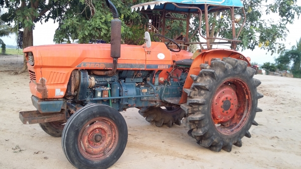 จัดส่งพี่นุ้ย จ.นครพนม ขอบคุณครับ ขายรถไถคูโบต้าL3500 35แรง(ตัวป่าว)สภาพพร้อมใช้งาน รถคนเเก่ ซื้อซิงเกิ้ลแฮนมาครับ