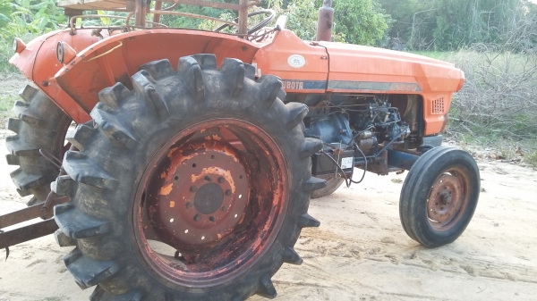 จัดส่งพี่นุ้ย จ.นครพนม ขอบคุณครับ ขายรถไถคูโบต้าL3500 35แรง(ตัวป่าว)สภาพพร้อมใช้งาน รถคนเเก่ ซื้อซิงเกิ้ลแฮนมาครับ