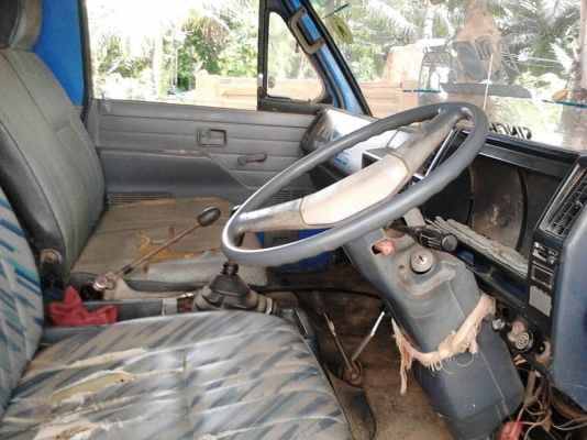 ขายรถ6ล้อดั้มพ์ ISUZU NPR59LU5 เครื่อง 115แรงม้า เกียร์สั้นปี35 สนใจโทร 081-970-1072