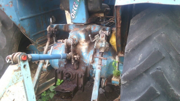 ขายรถไถ Ford 6610 ///***ปิดการขายครับ***/// ขอขอบคุณ Truck2hand ที่เป็นสื่อกลางให้ครับ