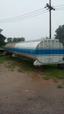 ถังน้ำมัน35000.ลิตร สภาพใหม่...สวย ยกลงจากหางก้างปลา...