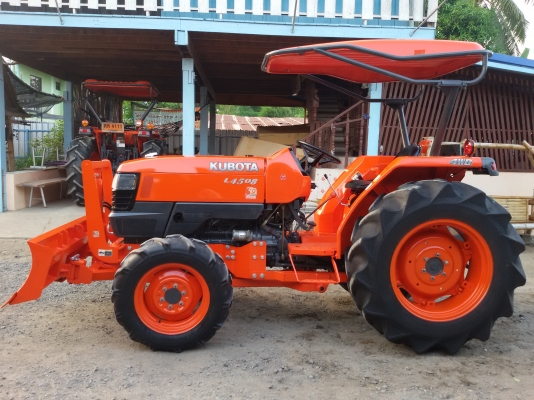 ปัญญาแทรคเตอร์..จัดมาให้ครับ ด่วน!!!คูโบต้า L4508  พร้อมใบมีดคานล่าง โรตาลี่RX180 เล่มทะเบียนพร้อม