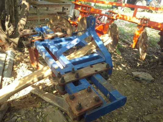 ลิปเปอร์ 4 ขา ใส่รถ 47 แรงขาย 8,500 บาท ลิปเปอร์ 4 ขา ใส่รถ 47 แรงขาย 8,500 บาท