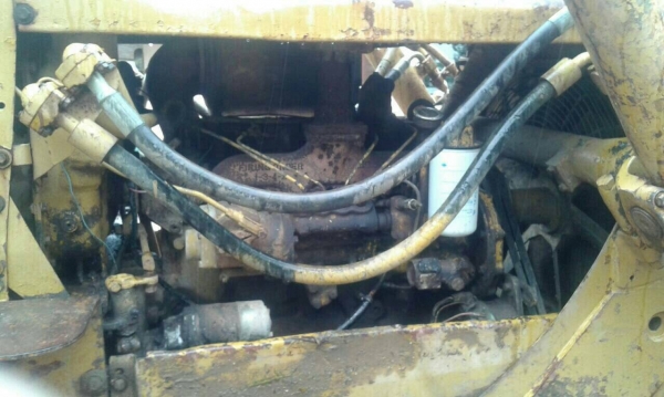 ขายรถแทรกเตอร์ CATERPILLAR D4D มีเล่มทะเบียน สนใจโทร 081-970-1072