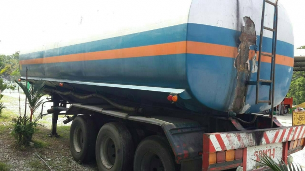 ขายหางเทรลเลอร์น้ำมันปาล์ม 3 เพลา 32000 ลิตร ราคา 270000