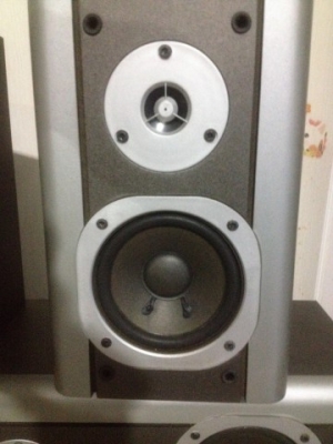 ลำโพงโฮมเธียเตอร์ SCANDYNA DESIGNED IN THE USA มือสองสภาพดียกชุด