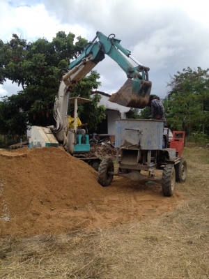 ขายรถโม่ปูนแบบเทหน้า