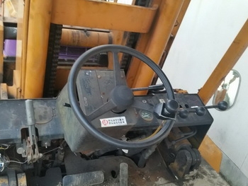 ยกโฟล์คลิฟท์ 2 ตัน ได้สบายเลยครับ สำหรับรถยก โฟล์คลิฟต์ SUMITOMO เครื่อง MITSU ขนาด 5 ตัน เสาสูง 4 เมตร งาสไลด์ ยกโฟล์คลิฟท์ 2 ตัน ได้สบายเลยครับ สำหรับรถยก โฟล์คลิฟต์ SUMITOMO เครื่อง MITSU ขนาด 5 ตัน เสาสูง 4 เมตร งาสไลด์