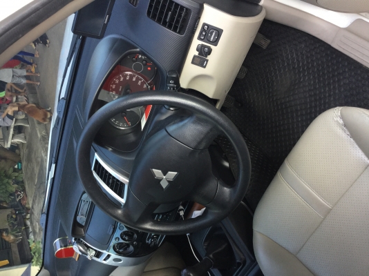 ขายรถ pajero sport 2.4 MT เบลซิล 490000 บาทเจ้าของขายเอง ขายรถ pajero sport 2.4 MT เบลซิล 490000 บาทเจ้าของขายเอง